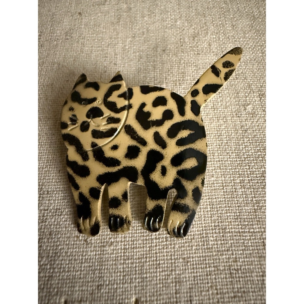 Vintage Leopard Print Cat Brooch Enamel Whimsical